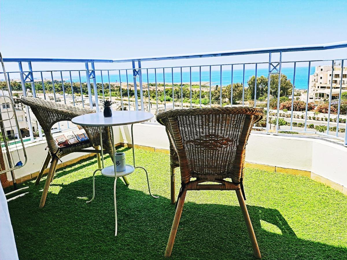 H&O Best Apt In Paphos! Экстерьер фото