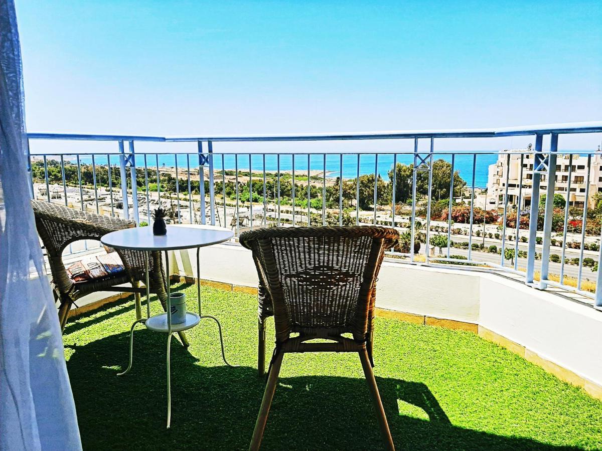 H&O Best Apt In Paphos! Экстерьер фото