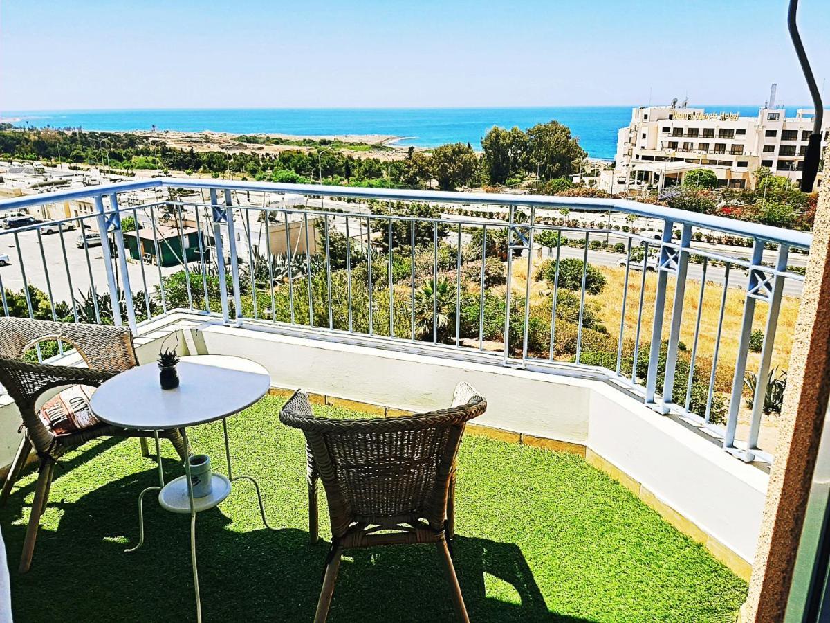 H&O Best Apt In Paphos! Экстерьер фото