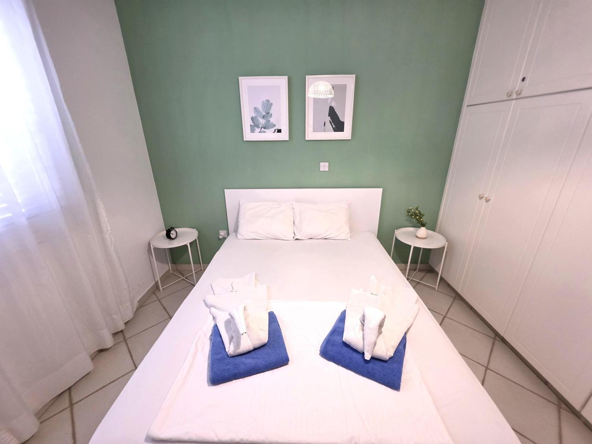 H&O Best Apt In Paphos! Экстерьер фото