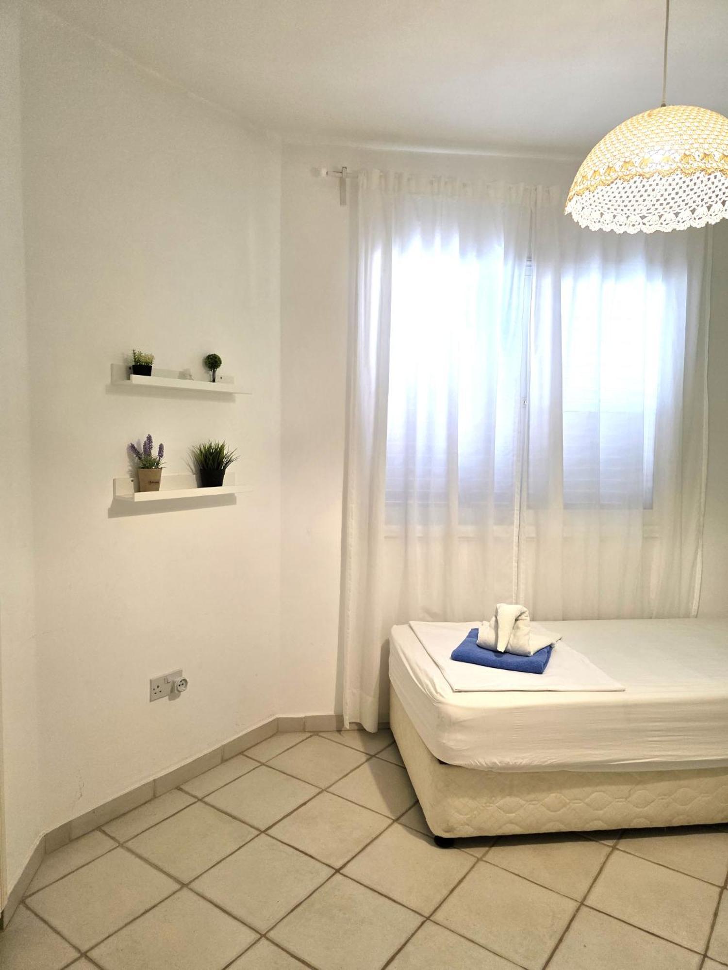 H&O Best Apt In Paphos! Экстерьер фото