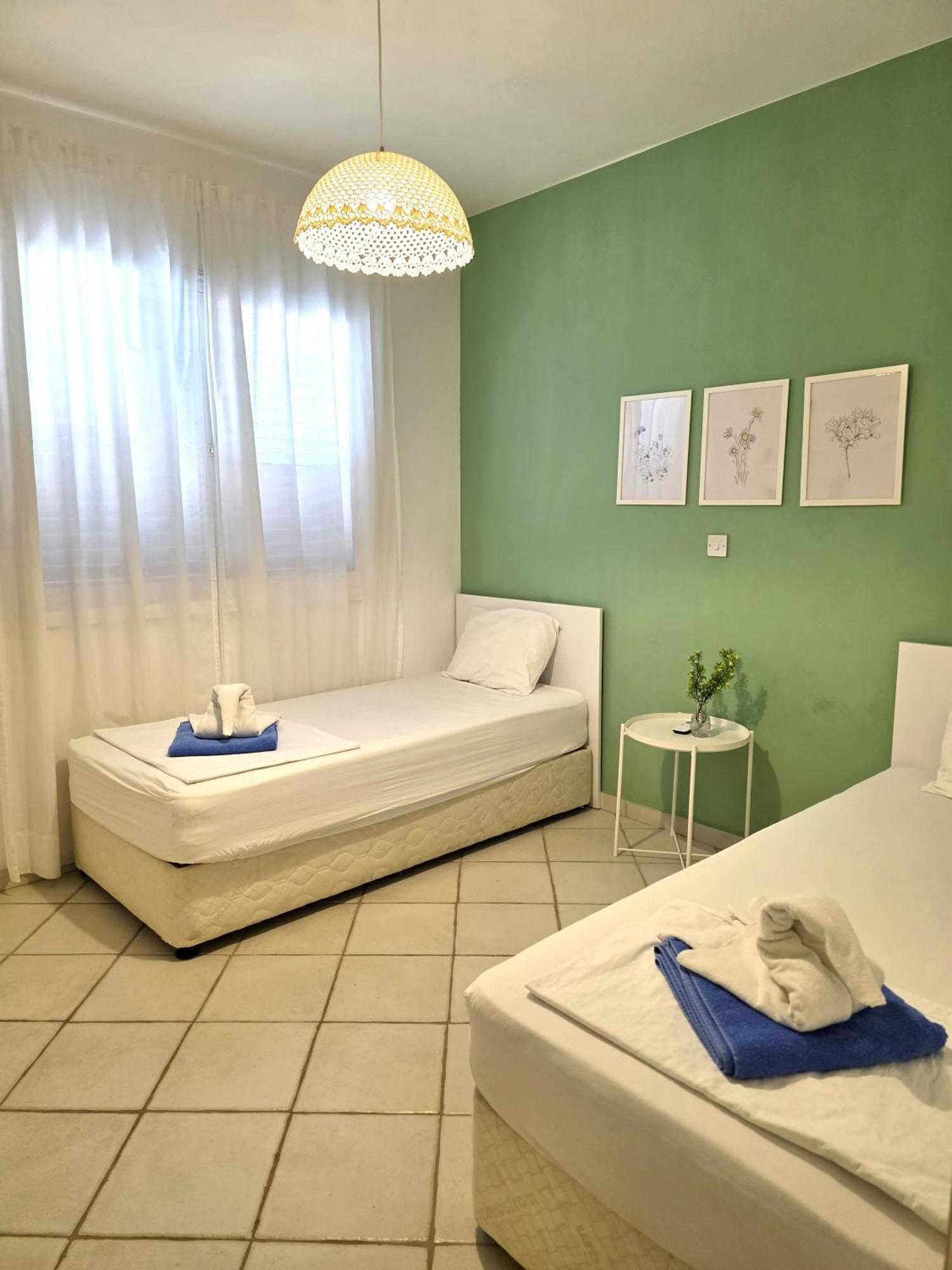 H&O Best Apt In Paphos! Экстерьер фото