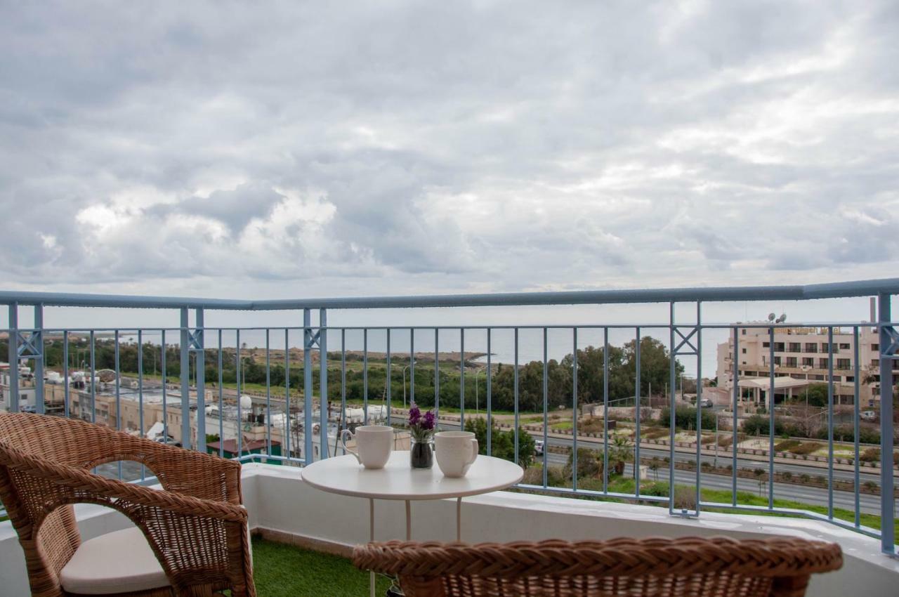 H&O Best Apt In Paphos! Экстерьер фото